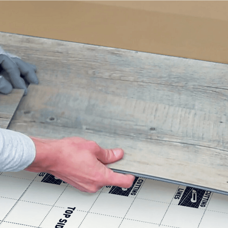 Sous-couche acoustique en mousse 0001 Gerflor Silence Plus 19 Db Gerflor - 850 cm x 118 cm x 0.15 cm