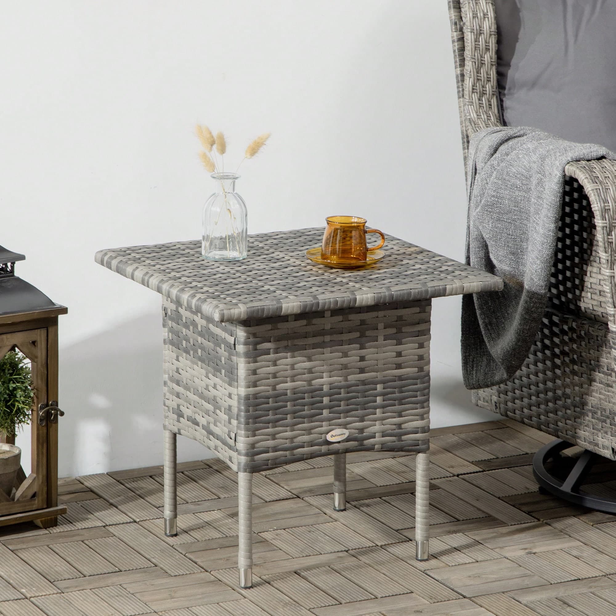 Outsunny Table d'appoint de jardin table basse carrée en résine tressée style cosy chic - 50 x 50 x 47 cm noir